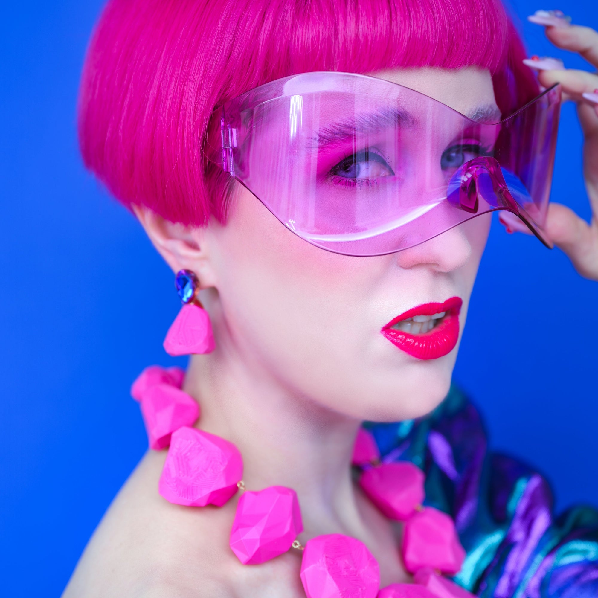 Statement-Ohrringe „Pop Rocks“ in pink – 3D-gedruckt mit Strass & 925er Silberstecker von Tukadu