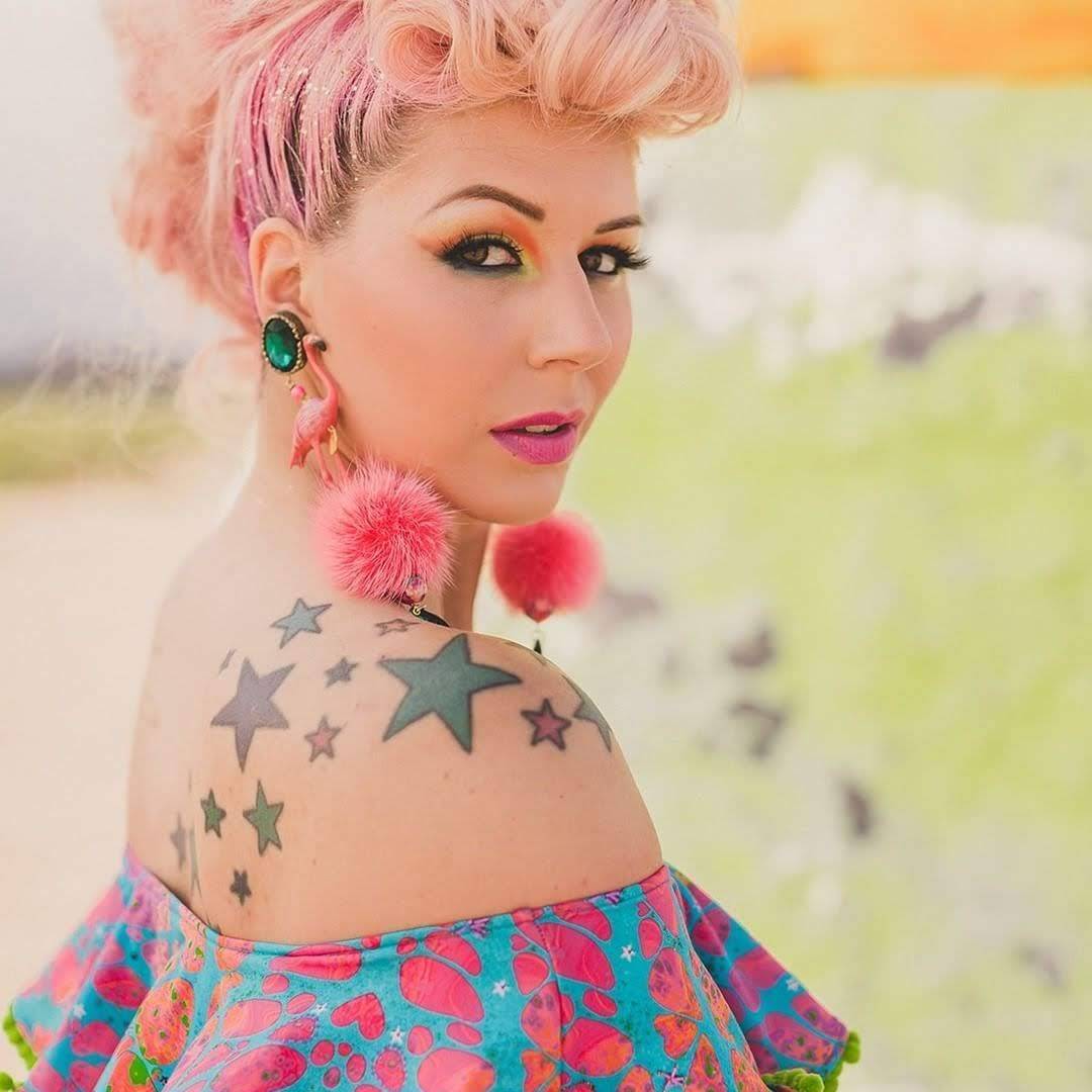 Flamingo ear clips