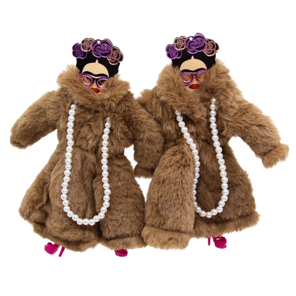 Tukadu Ohrclips 'Frida im Wintermantel'