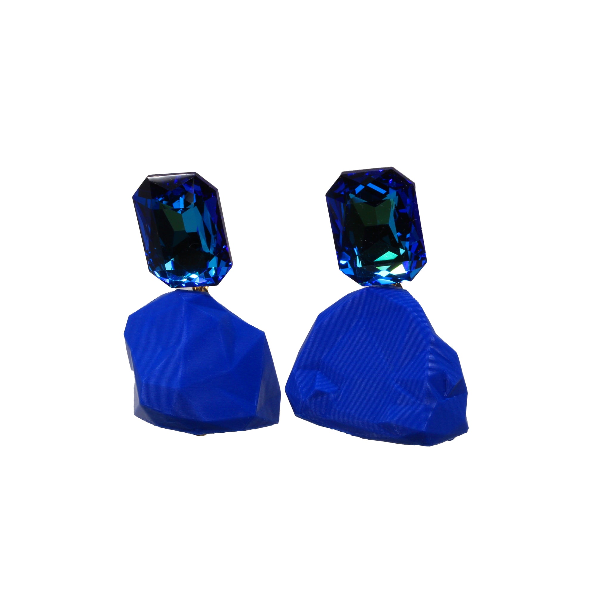 Statement-Ohrringe „Pop Rocks“ in blau – 3D-gedruckt mit Strass & 925er Silberstecker von Tukadu