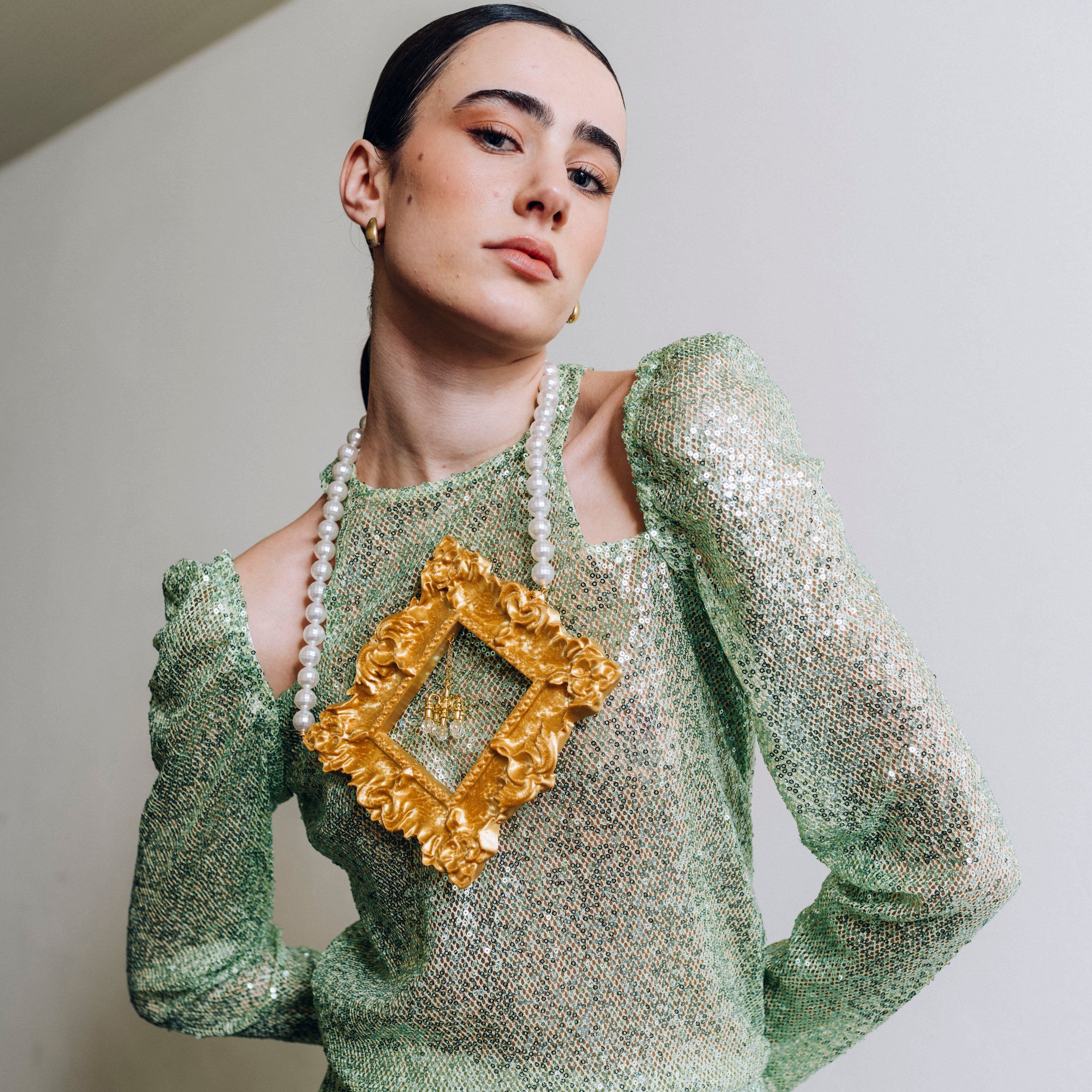 Barock Collier - Perlenhalskette mit goldenem Rahmen