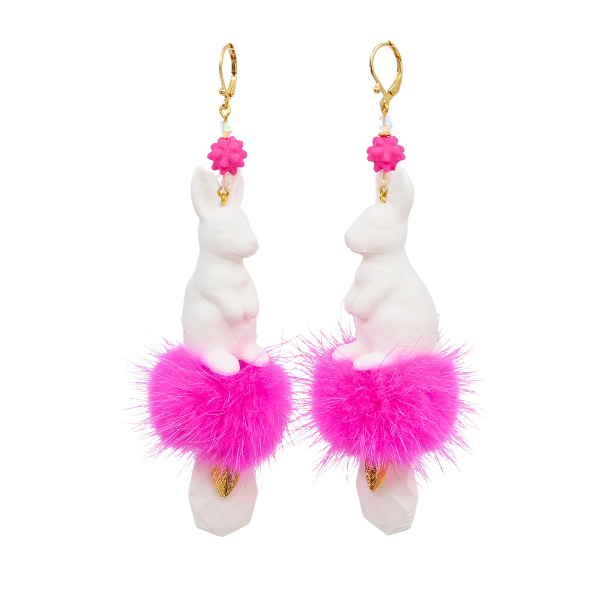 Tukadu Oster-Ohrringe 'Pink Fluff Bunny' – Handgefertigte Statement-Ohrclips mit 3D-Hase & Neon-Puschel