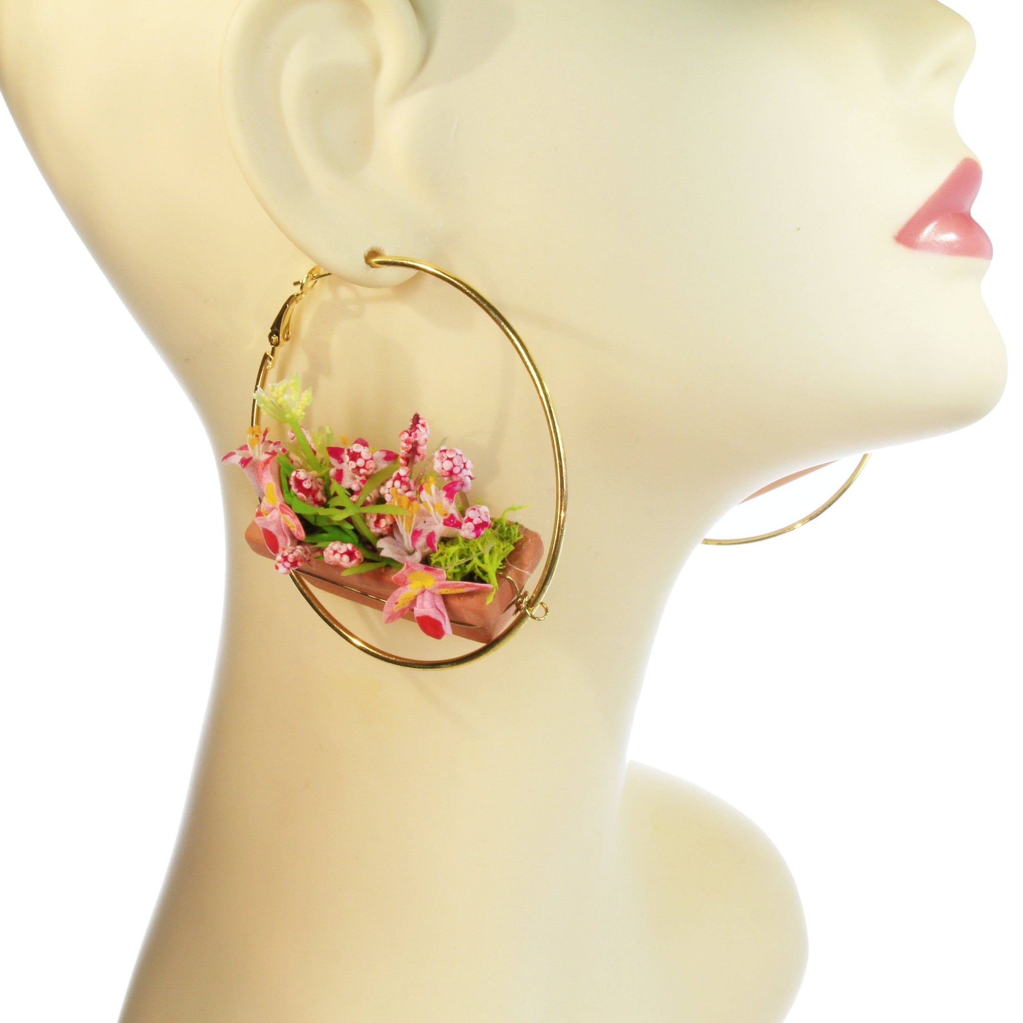 Fidis flower box hoop earrings