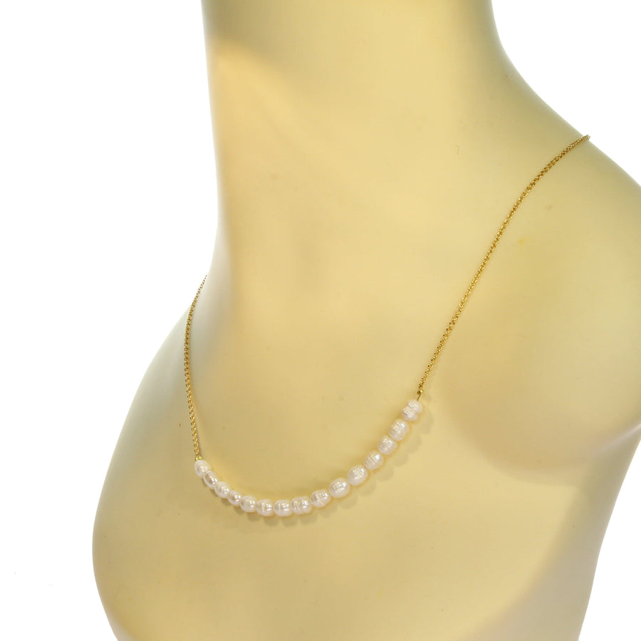 Necklace freshwater pearls