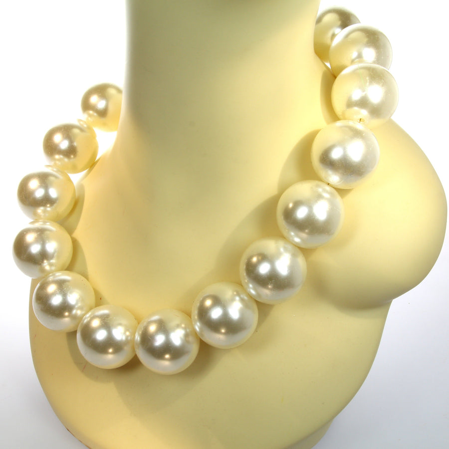 Vintage pearl necklace XXL