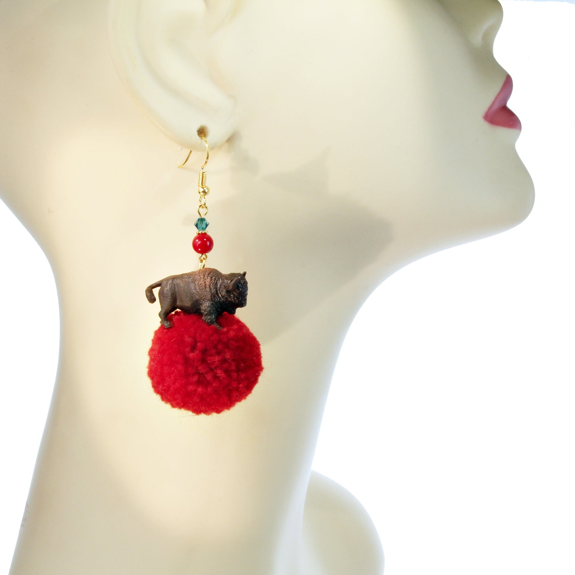 Mini animals on pompom earrings
