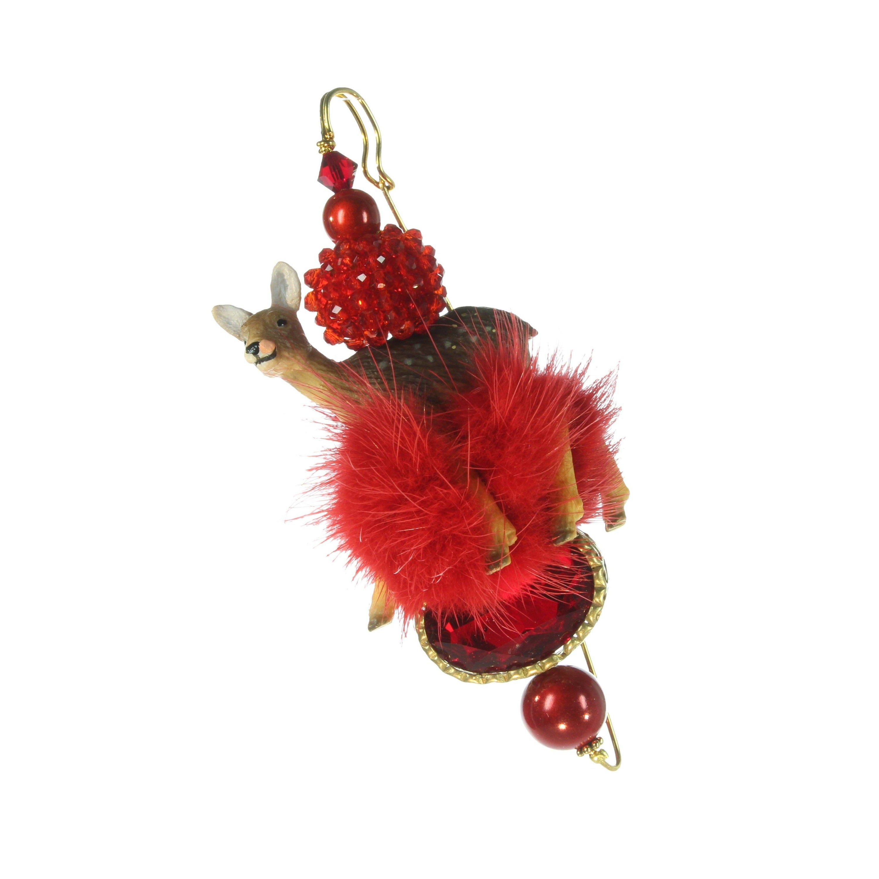 Fawn brooch
